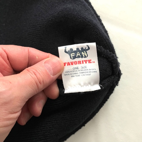 BOSTON RED SOX knitted Beanie Hat, Navy, Red & Black ONE SIZE Unisex - Picture 9 of 10